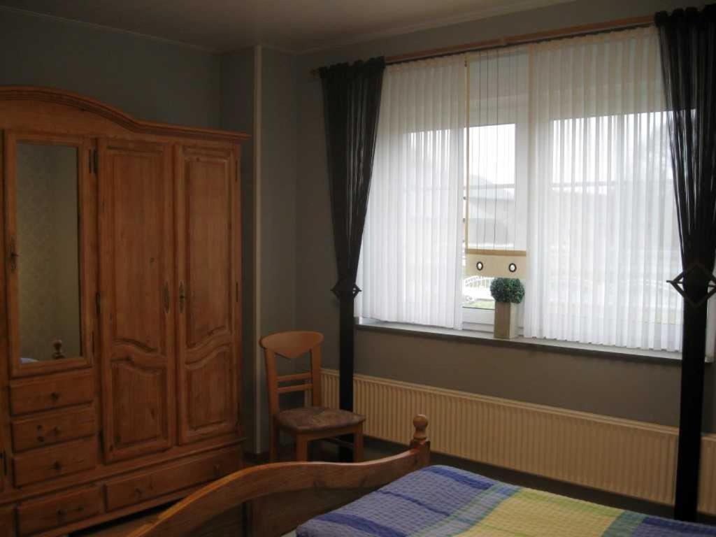 Ferienwohnung Petri Heil, 85059 Ostrhauderfehn Экстерьер фото