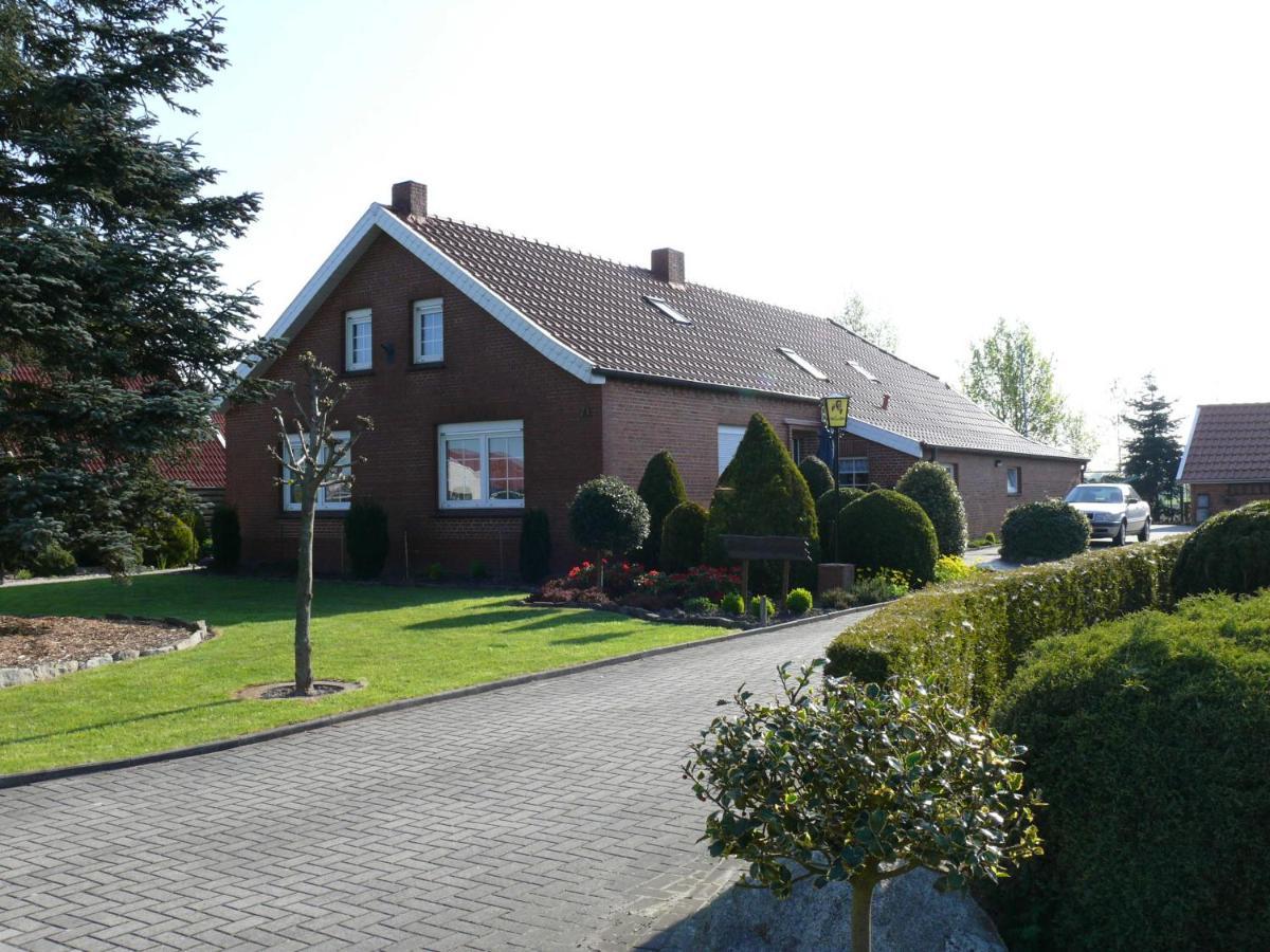 Ferienwohnung Petri Heil, 85059 Ostrhauderfehn Экстерьер фото
